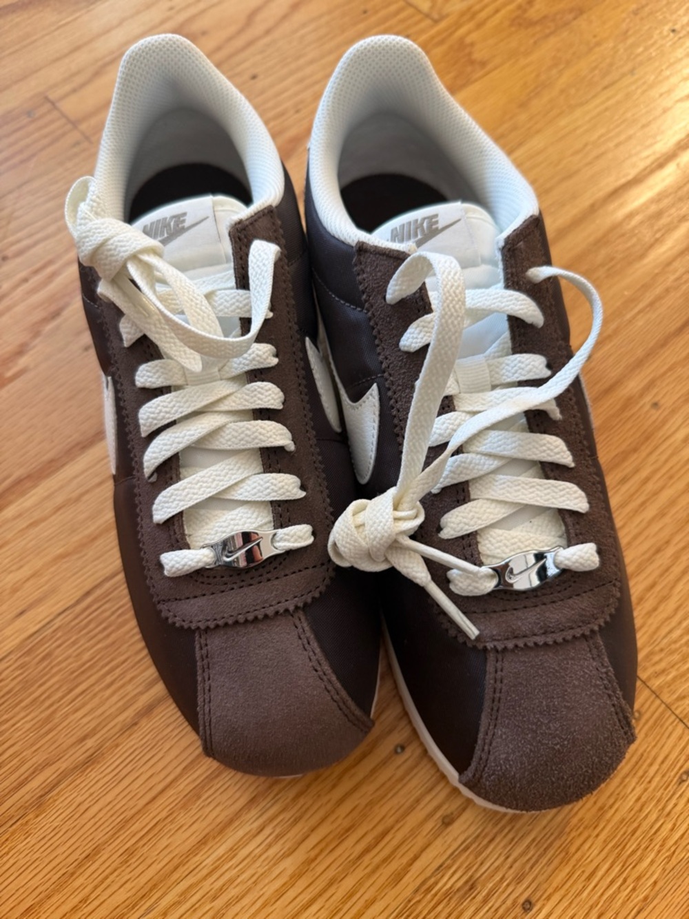 Nike Women’s Chocolate Brown & White Nike Cortez NWOT